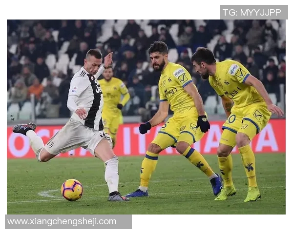 切沃对尤文图斯2018年精彩比赛视频回顾与分析