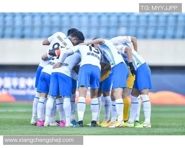 杭州足球队战术解析：聚焦球队风格与比赛策略的深度探讨